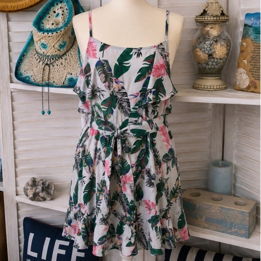 Boohoo Tropical Leaf Print Mini Summer Dress Size‎ 12 White Green Pink Ruffle